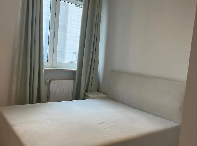 Airport Cybernetyki2