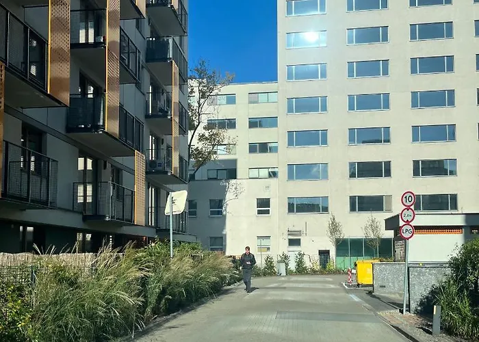 Pensjonat Airport Cybernetyki2 *